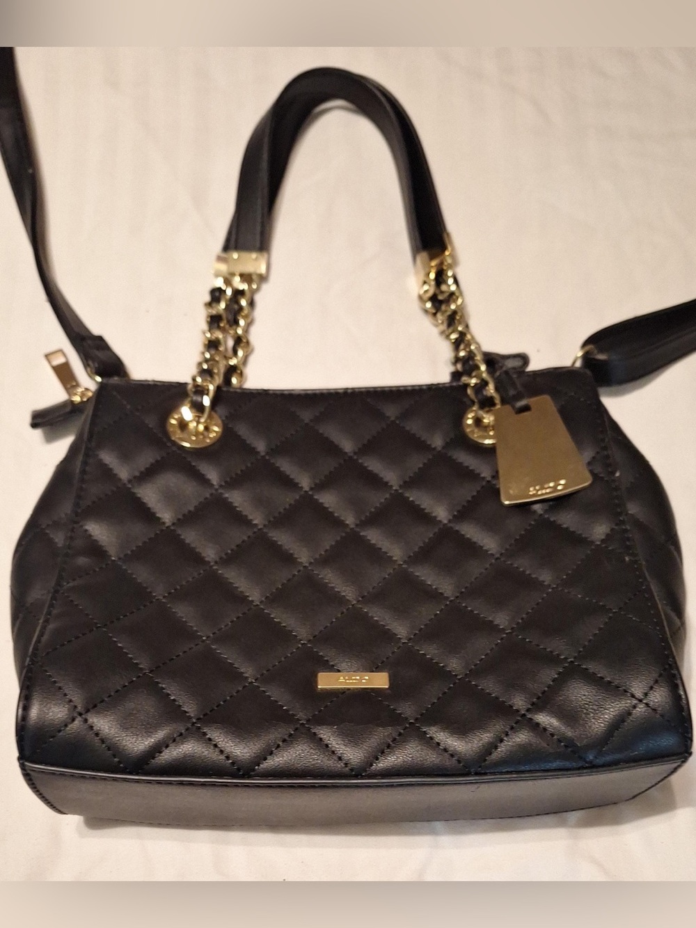 Aldo Black Quilted Crossbody Bag With Gold Chain Strap Zipper Closure